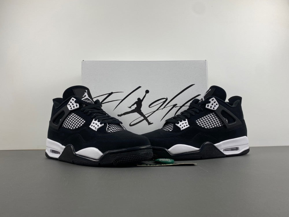 Air Jordan 4 Retro 'White Thunder' (Style Code: FQ8138-001)