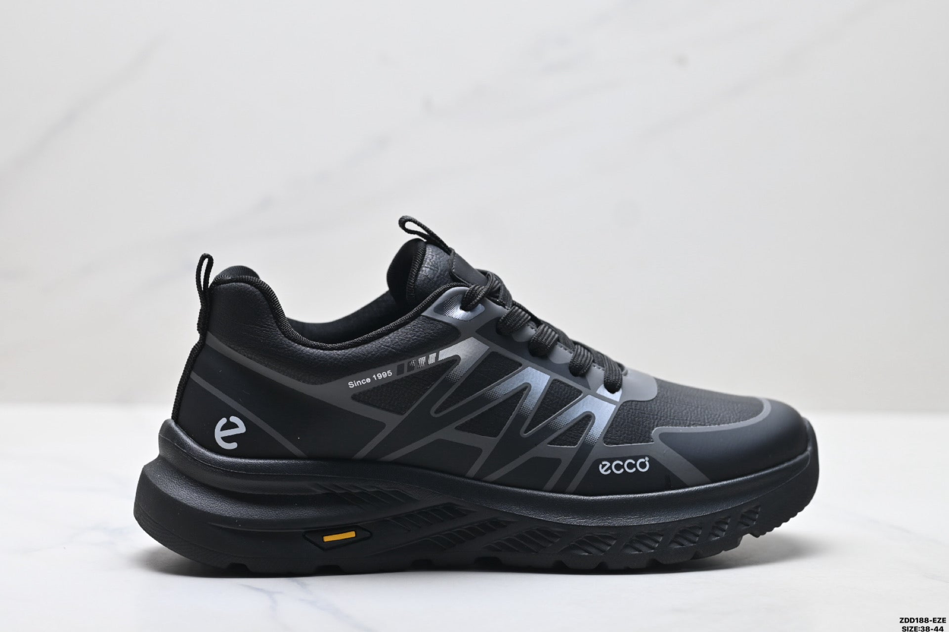 Ecco Biom Fjuel Hiking Shoes for Men - Breathable and Lightweight Sports Shoes