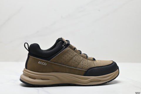 Ecco Sko series men's walking shoes, made of cowhide, round toe, thick sole, lace-up design.