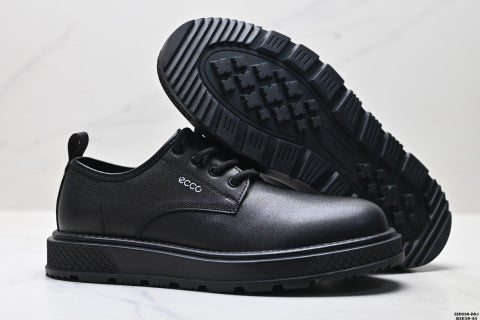 Ecco Biom 2.0 Stylish and Simple Trendy Business Comfortable Commuter Leather Shoes