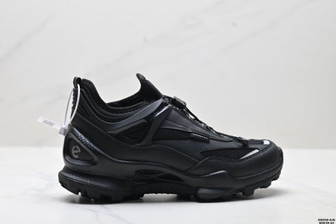 Ecco Walking C Comfortable and Stylish Low-Top Running Shoes Made of Cowhide, Waterproof, Breathable, and Resilient Material