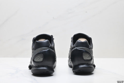 Ecco Biom C-Trail athletic shoes, comfortable, shock-absorbing, non-slip men's casual shoes.