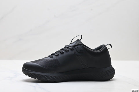 Ecco BIOM AEX casual shoes, comfortable and stylish, shock-absorbing and slip-resistant athletic shoes.