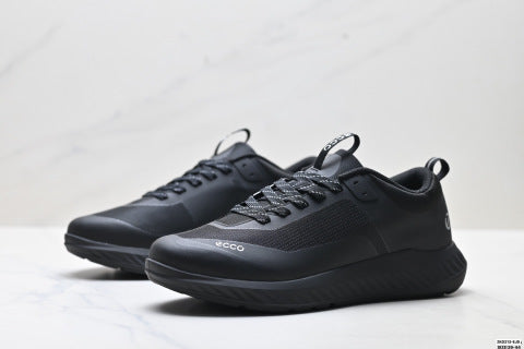 Ecco BIOM AEX casual shoes, comfortable and stylish, shock-absorbing and slip-resistant athletic shoes.