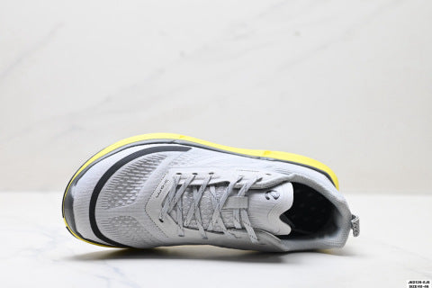 Ecco Biom 2.2 Men's Casual Shoes: Comfortable, Stylish, Shock-Absorbing, and Slip-Resistant.