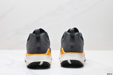 Ecco Biom 2.2 Men's Casual Shoes: Comfortable, Stylish, Shock-Absorbing, and Slip-Resistant.