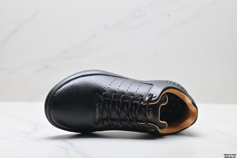 Ecco BIOM AEX sneakers: comfortable, stylish, shock-absorbing, and slip-resistant casual shoes.