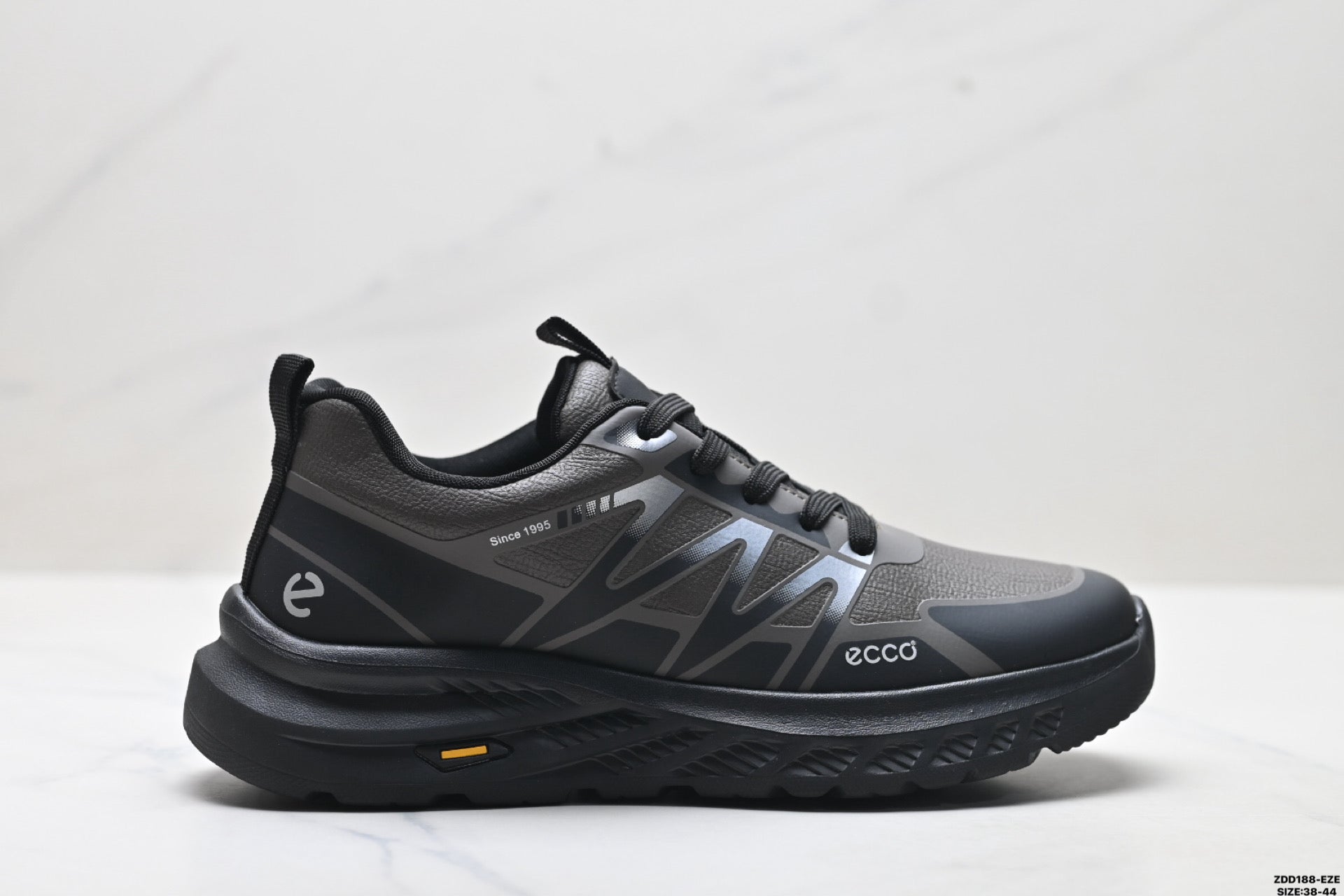 Ecco Biom Fjuel Hiking Shoes for Men - Breathable and Lightweight Sports Shoes