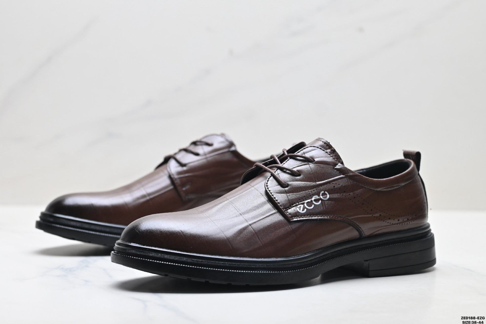 Ecco Lisbon Urban London Collection Leather Shoes, Made of Top-Grain Cowhide, Simple Business/Casual Shoes