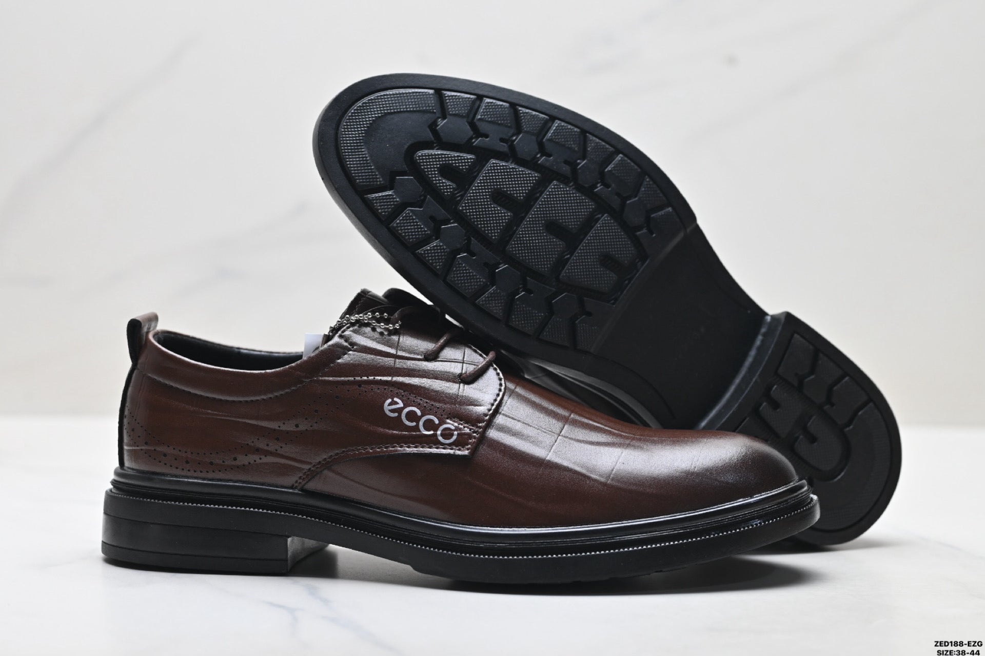 Ecco Lisbon Urban London Collection Leather Shoes, Made of Top-Grain Cowhide, Simple Business/Casual Shoes