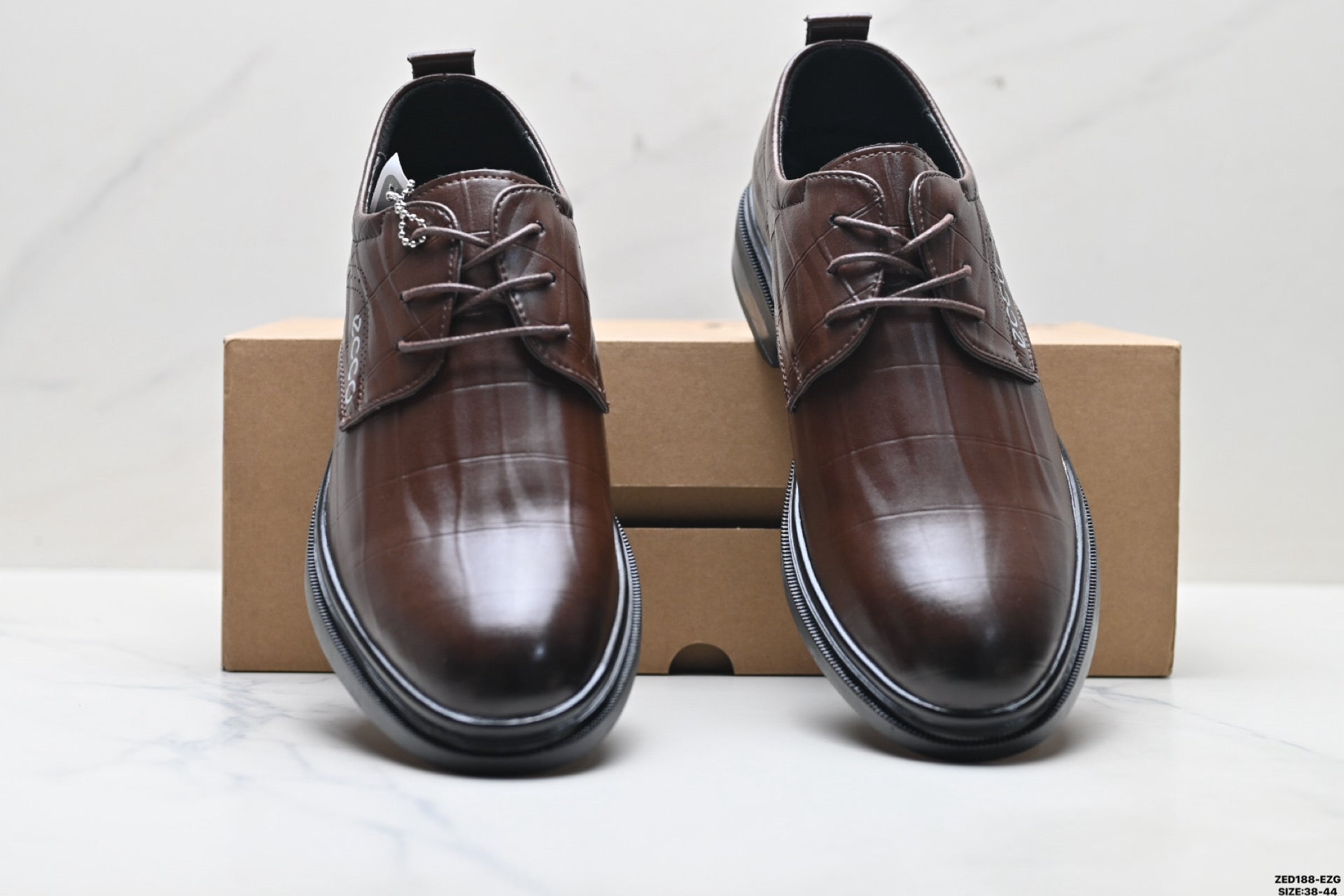 Ecco Lisbon Urban London Collection Leather Shoes, Made of Top-Grain Cowhide, Simple Business/Casual Shoes