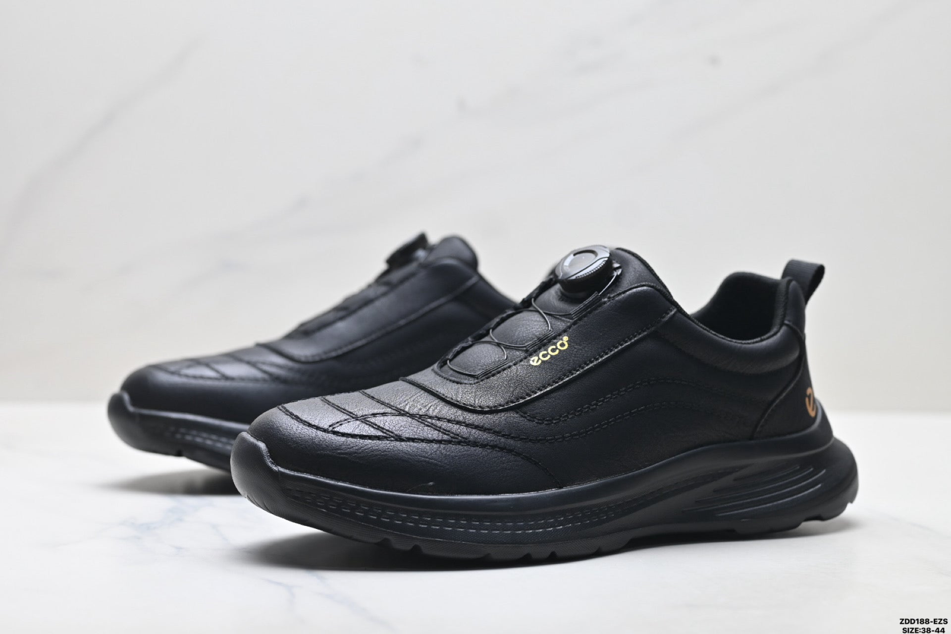 Ecco Biom Fjuel Men's Breathable and Lightweight Hiking Shoes