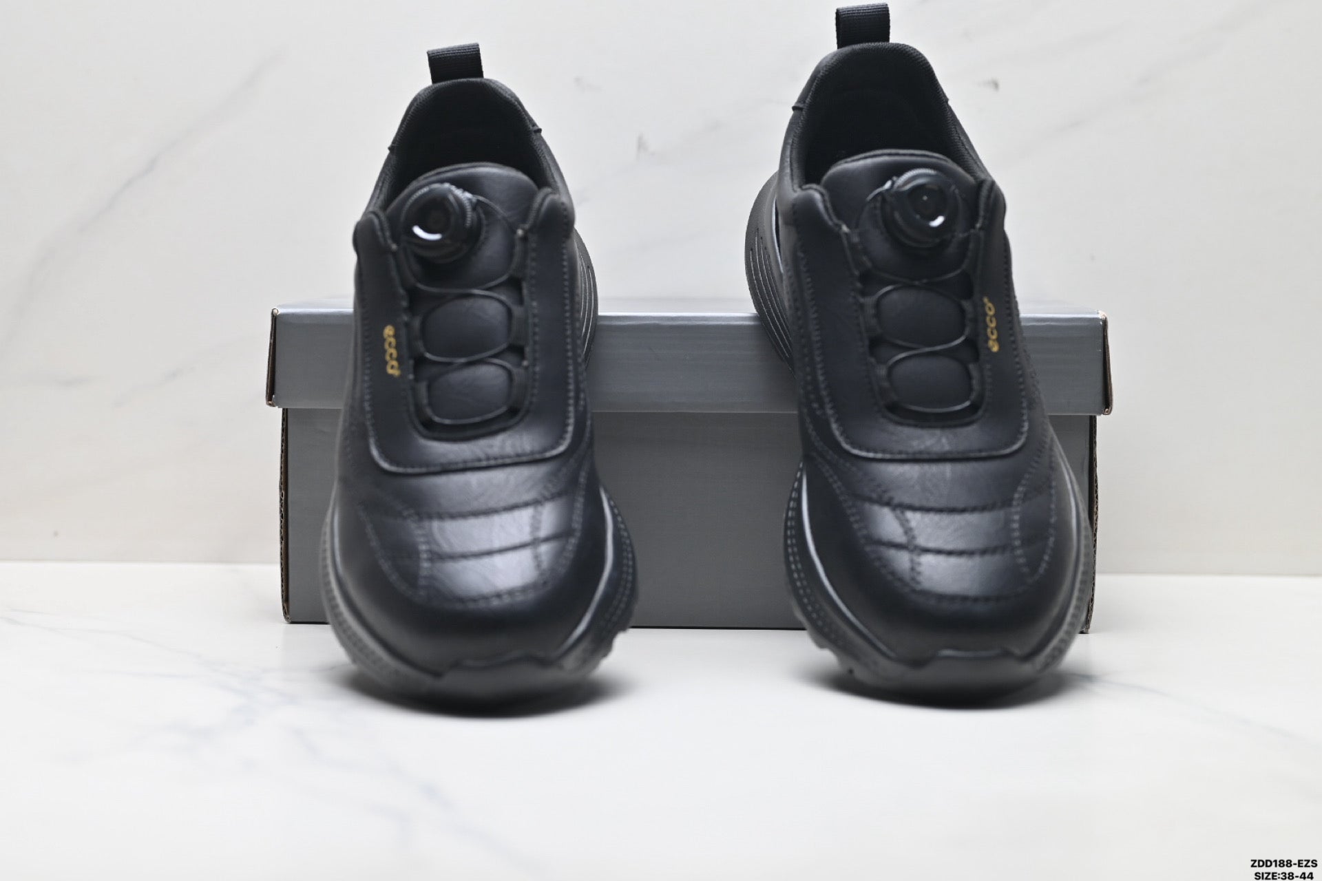 Ecco Biom Fjuel Men's Breathable and Lightweight Hiking Shoes