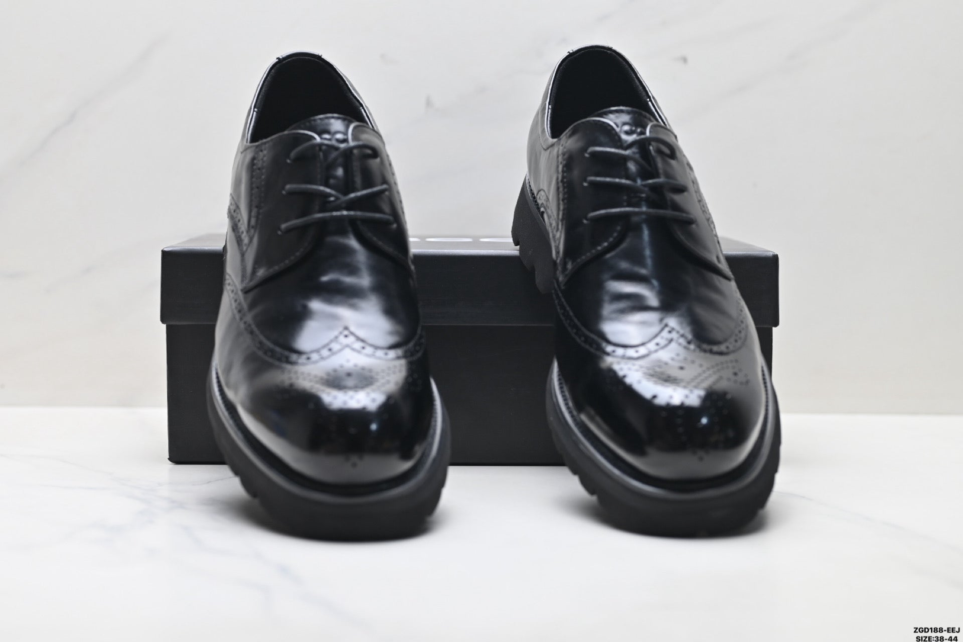 Ecco Lisbon Urban London Collection Leather Shoes, Made of Top-Grain Cowhide, Simple Business Style, Versatile Casual Shoes