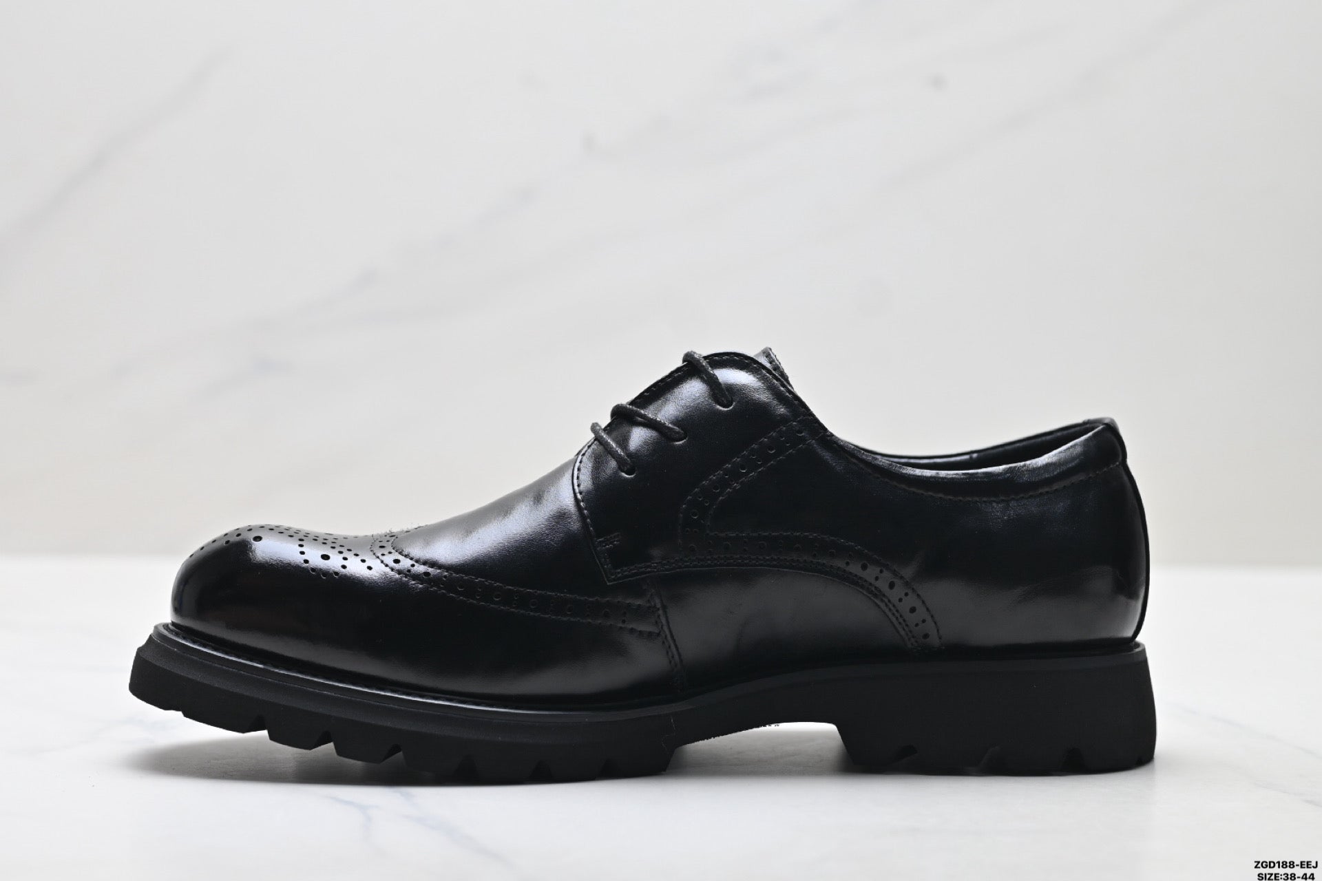 Ecco Lisbon Urban London Collection Leather Shoes, Made of Top-Grain Cowhide, Simple Business Style, Versatile Casual Shoes
