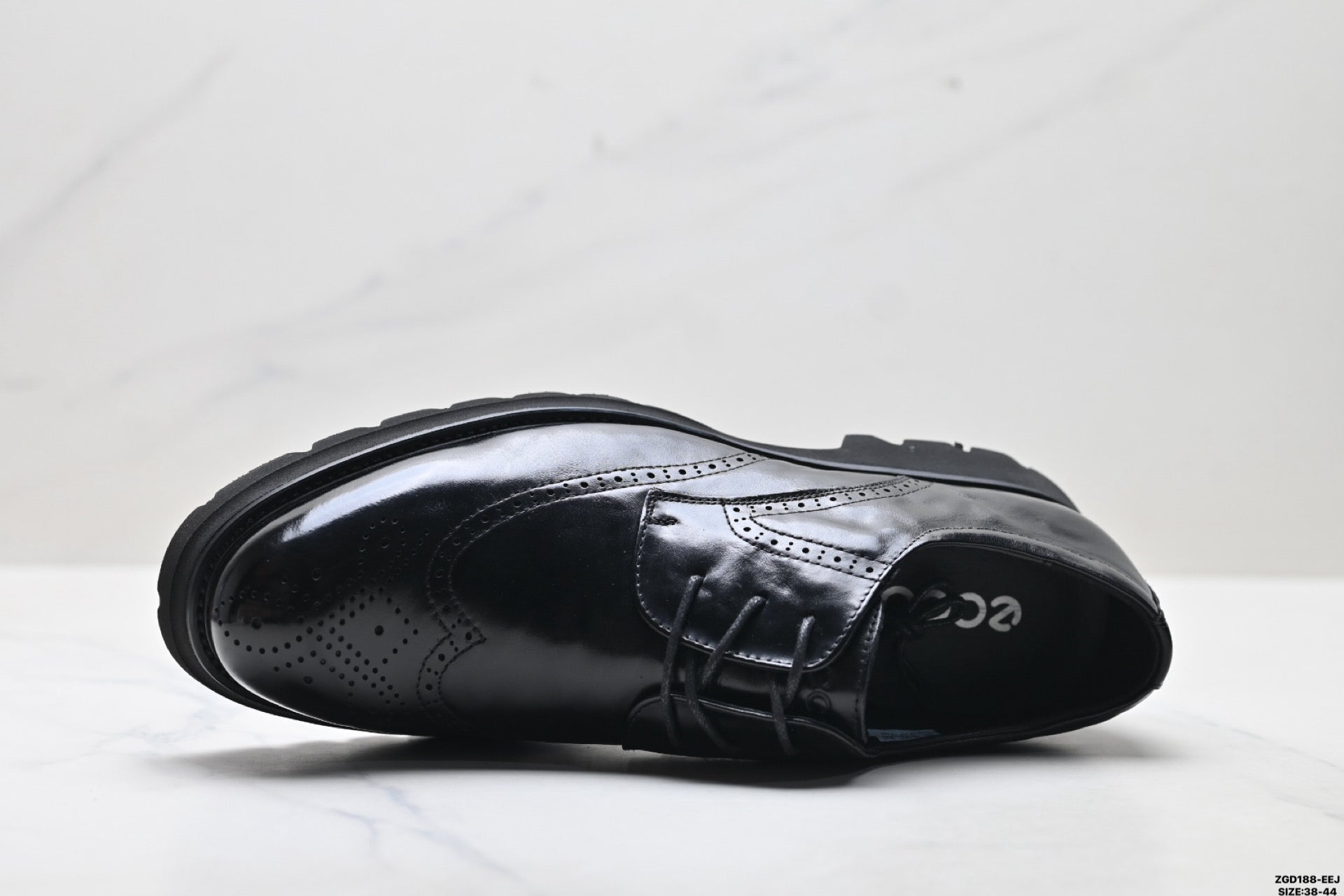 Ecco Lisbon Urban London Collection Leather Shoes, Made of Top-Grain Cowhide, Simple Business Style, Versatile Casual Shoes