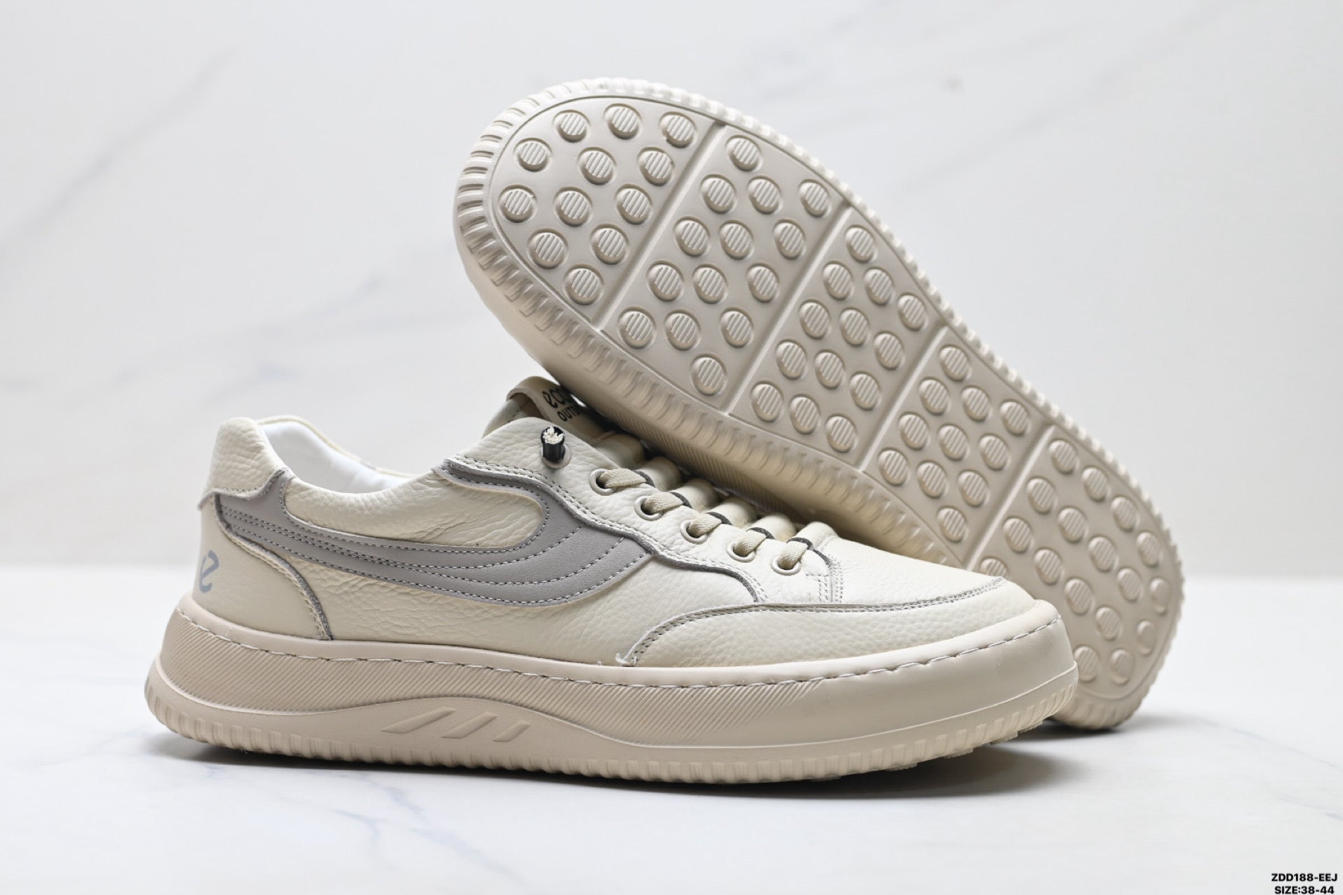 Ecco Biom Fjuel Hiking Shoes: Lightweight Design, Men's Breathable Sports Shoes