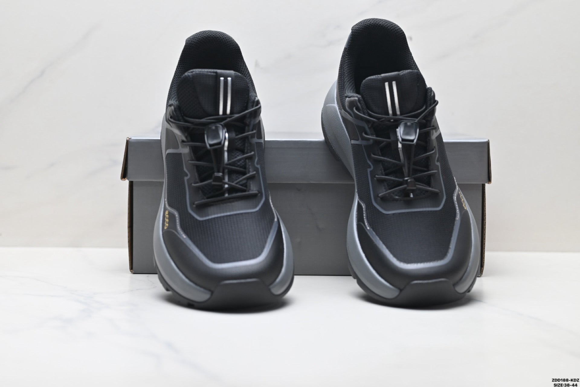 Ecco Biom Fjuel Men's Breathable Hiking Shoes