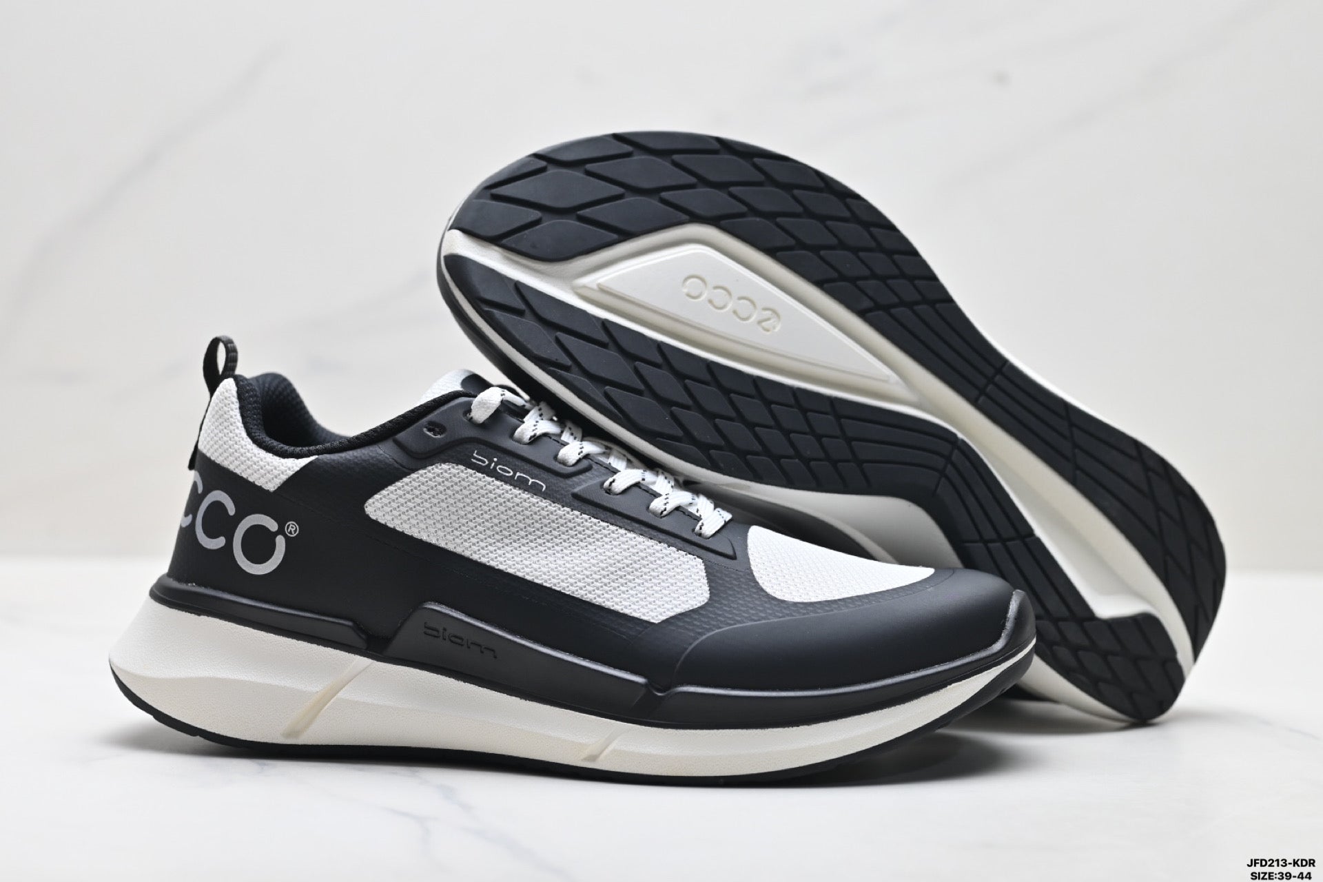Ecco Biom Casual Shoes, Comfortable, Shock-Absorbing, Non-Slip Men's Sports Shoes