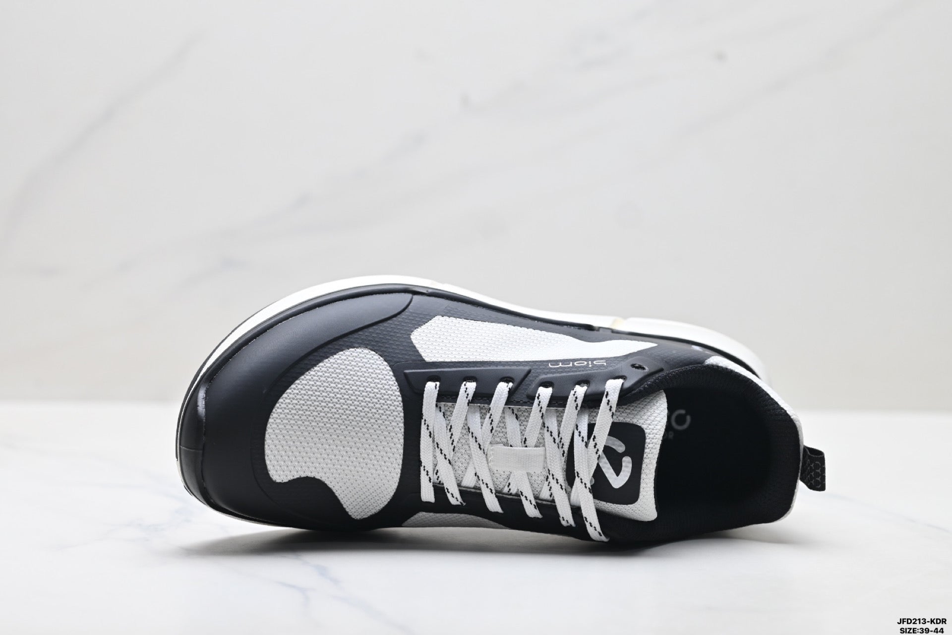 Ecco Biom Casual Shoes, Comfortable, Shock-Absorbing, Non-Slip Men's Sports Shoes