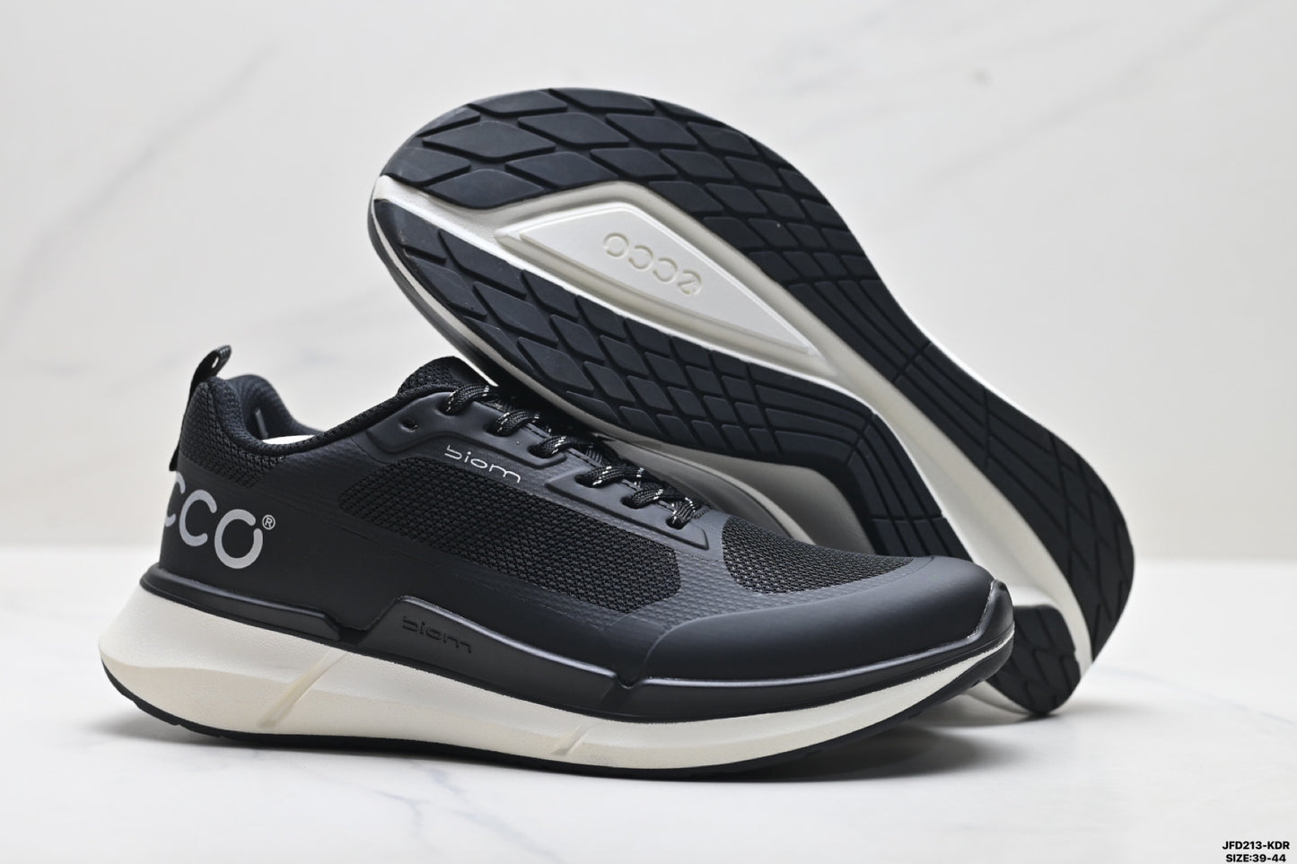 Ecco Biom Casual Shoes, Comfortable, Shock-Absorbing, Non-Slip Men's Sports Shoes