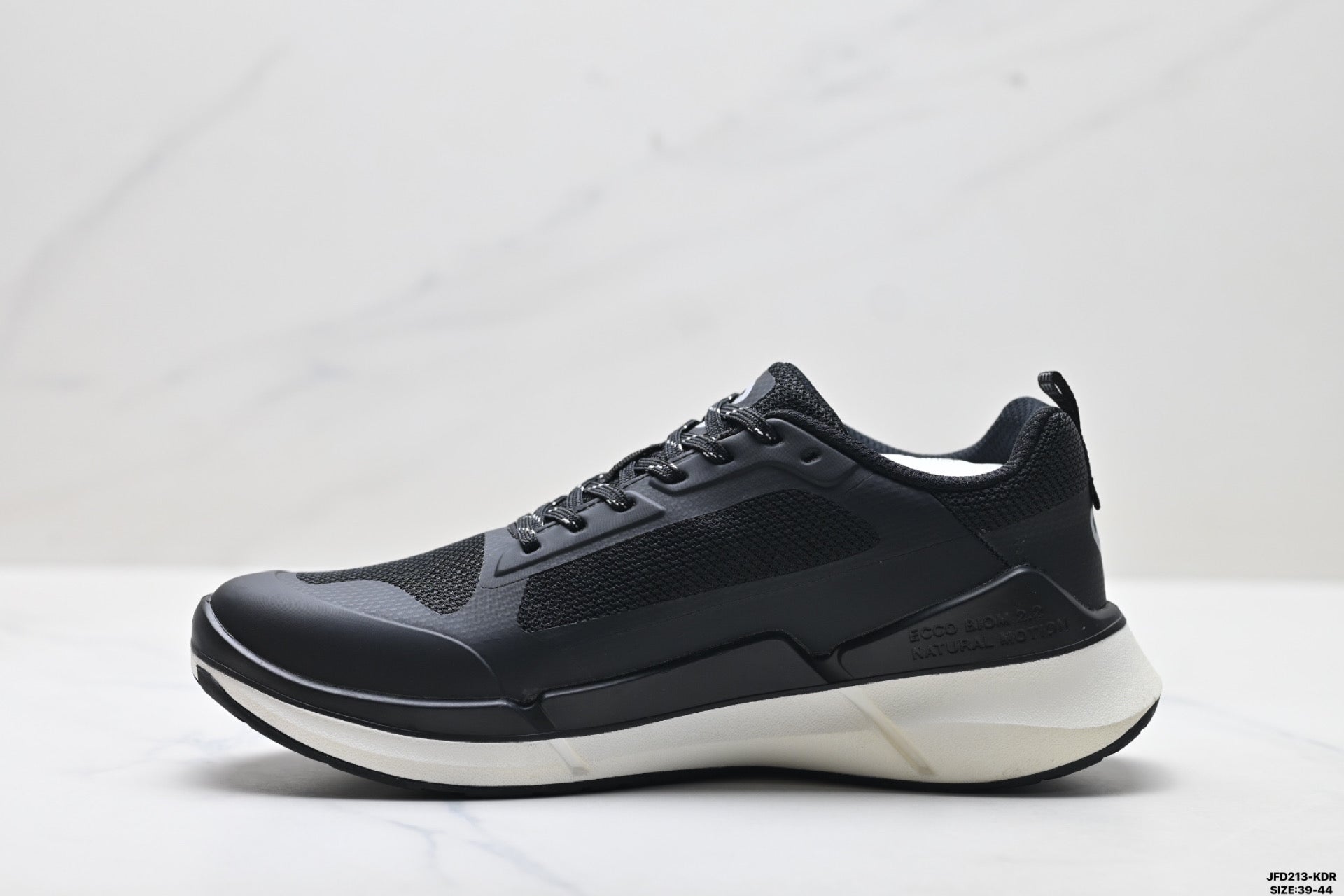Ecco Biom Casual Shoes, Comfortable, Shock-Absorbing, Non-Slip Men's Sports Shoes