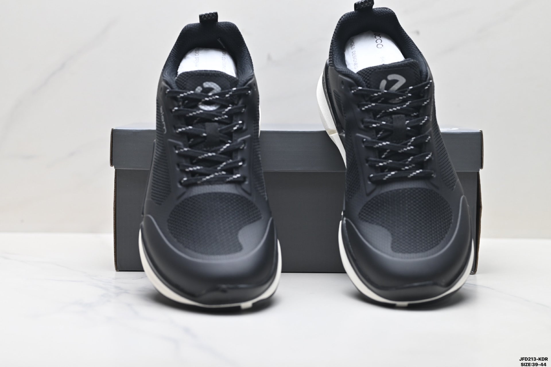 Ecco Biom Casual Shoes, Comfortable, Shock-Absorbing, Non-Slip Men's Sports Shoes