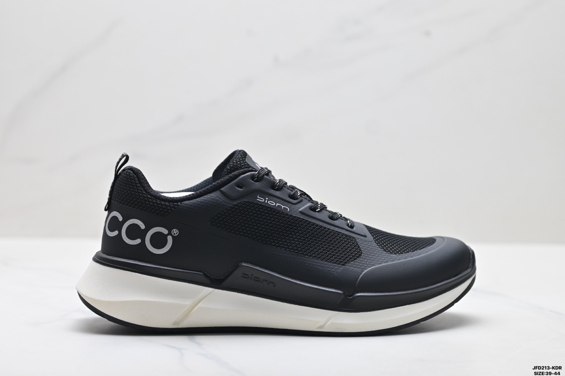 Ecco Biom Casual Shoes, Comfortable, Shock-Absorbing, Non-Slip Men's Sports Shoes