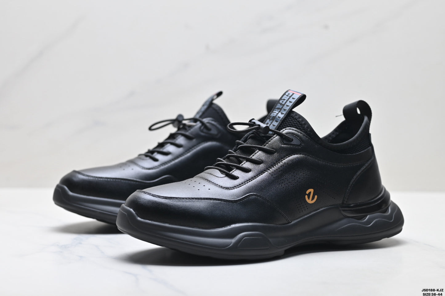 Ecco Biom Fjuel Hiking Shoes for Men - Breathable Sports Shoes