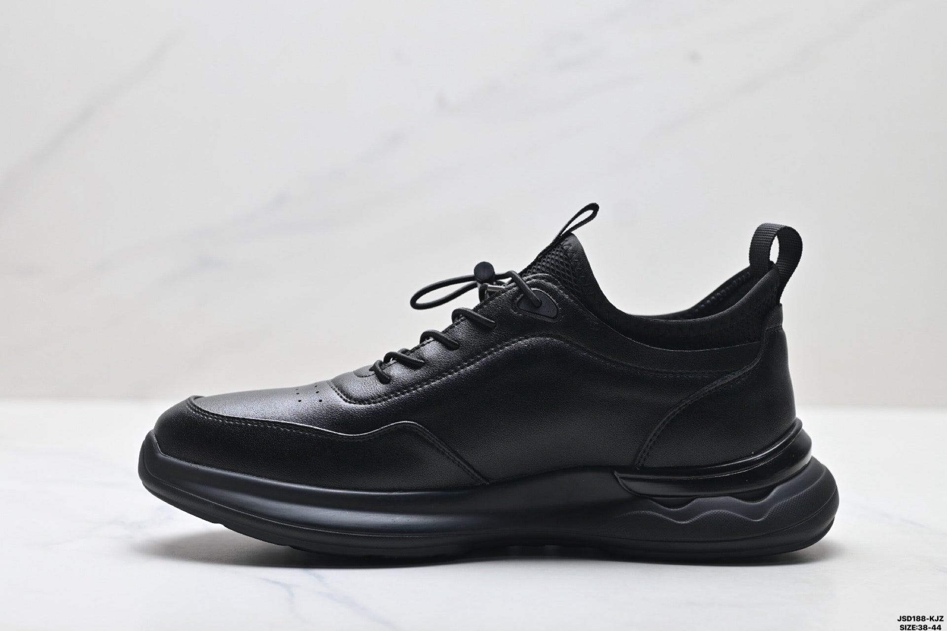 Ecco Biom Fjuel Hiking Shoes for Men - Breathable Sports Shoes