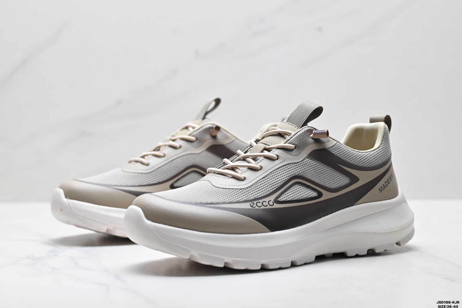 Ecco Biom Fjuel Hiking Shoes - Lightweight Design, Breathable Sports Shoes