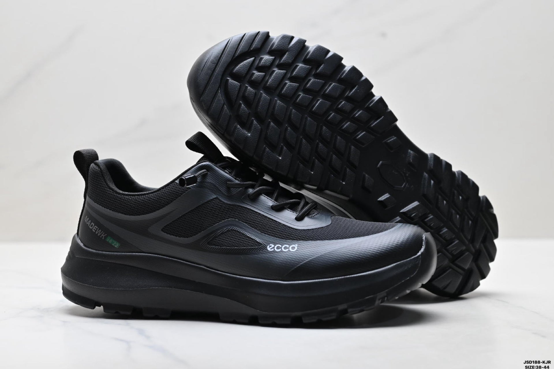 Ecco Biom Fjuel Hiking Shoes for Men - Comfortable and Breathable Sports Shoes