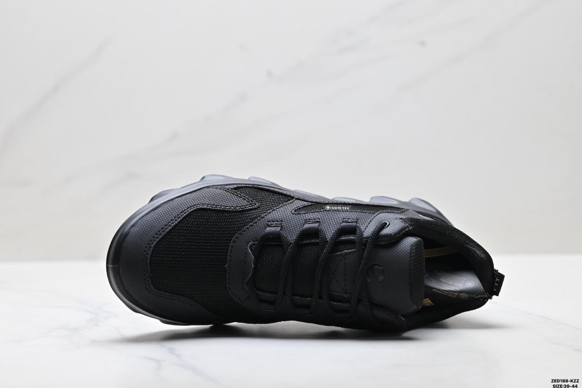 Ecco BIOM MX series athletic shoes, made of cowhide, simple and comfortable, hiking boots.