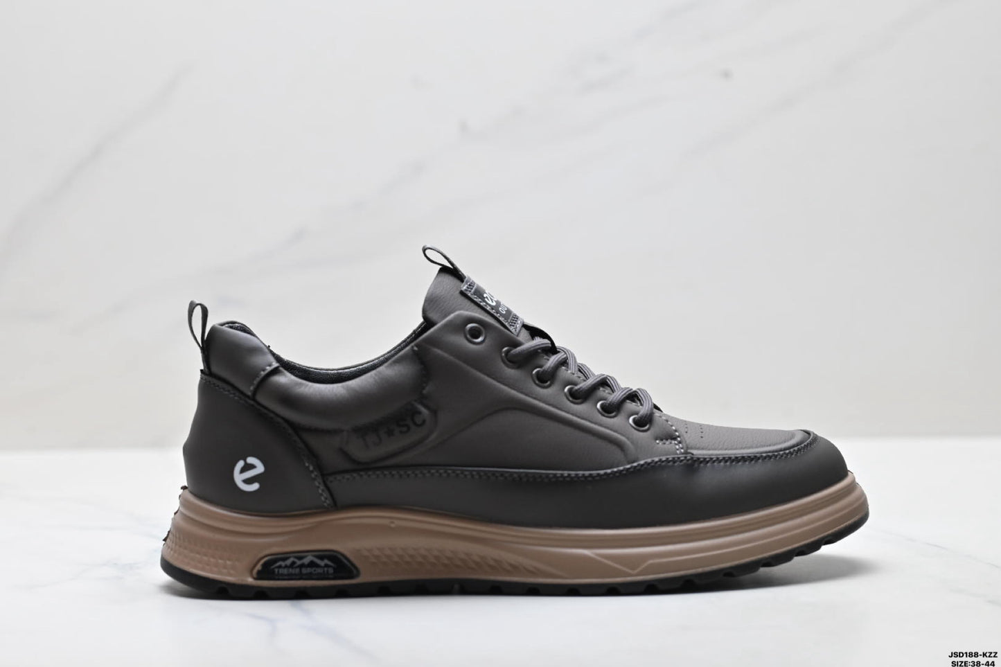 2026 New Ecco Biom Fjuel Sneakers, Genuine Leather Hiking Shoes, Wear-resistant and Non-slip Rubber Outsole, Comfortable Men's Shoes, Lightweight Design