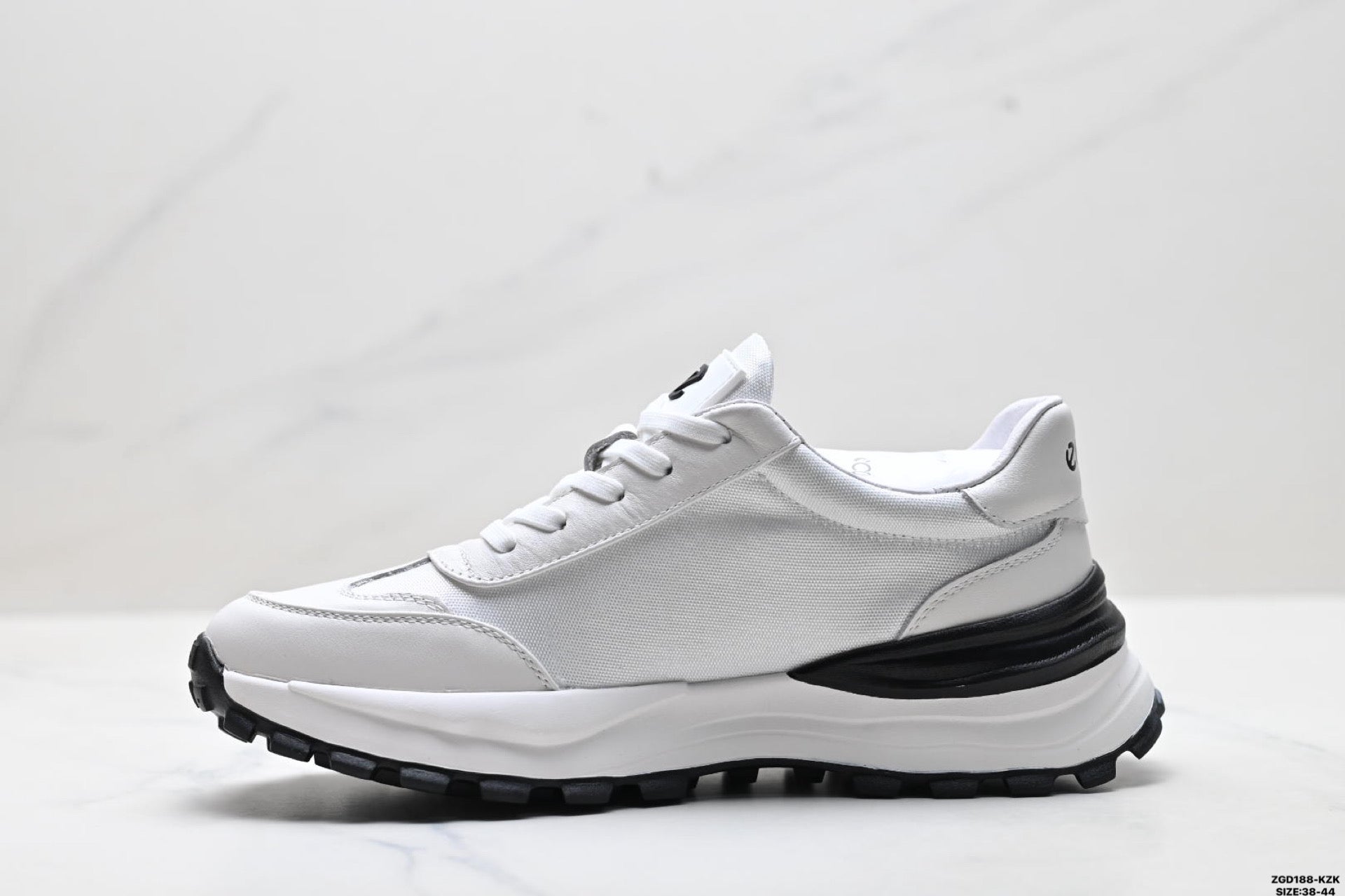 Ecco Lisbon Urban London Collection Casual Shoes, Simple Business Style, Genuine Leather Suede Sneakers