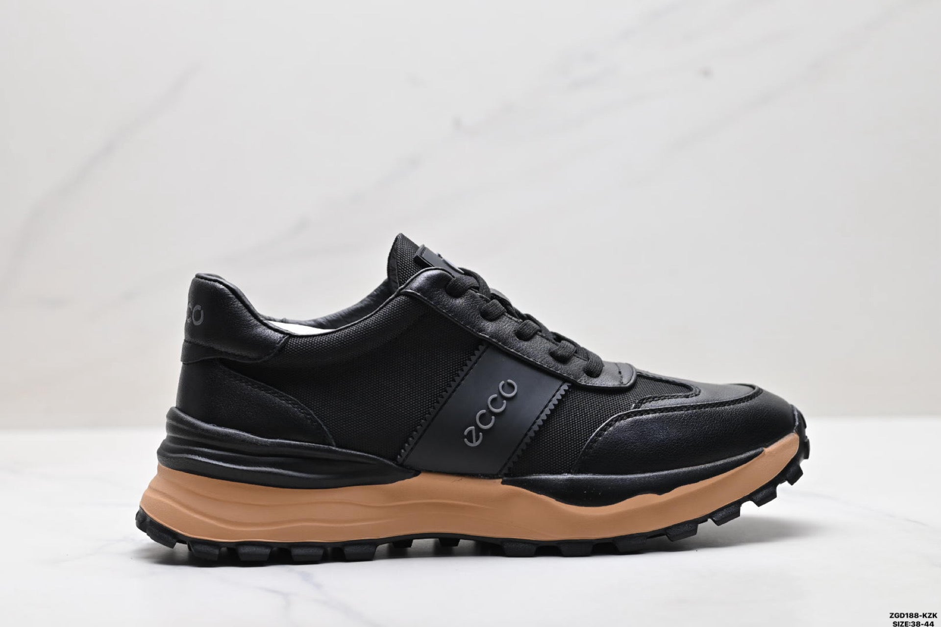 Ecco Lisbon Urban London Series Sneakers: Simple Business Style, Genuine Leather Suede Casual Shoes