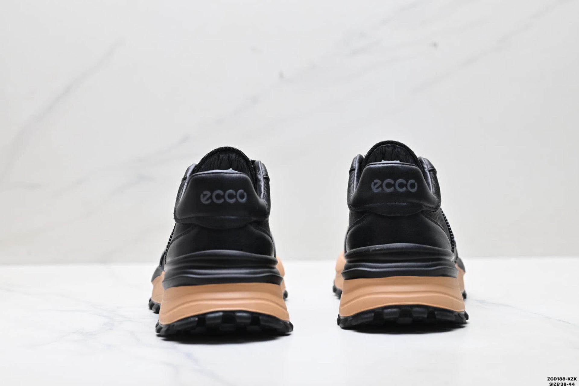 Ecco Lisbon Urban London Series Sneakers: Simple Business Style, Genuine Leather Suede Casual Shoes