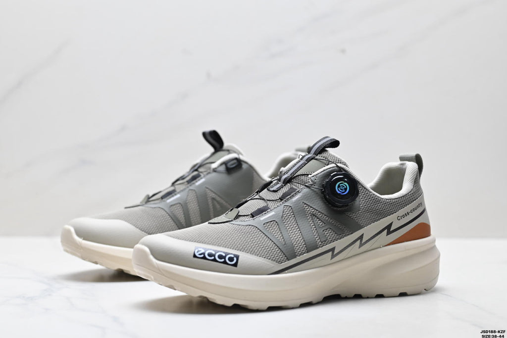 Ecco Biom Fjuel Lightweight and Breathable Hiking Shoes, Men's Shoes Made of Imported Cowhide Leather