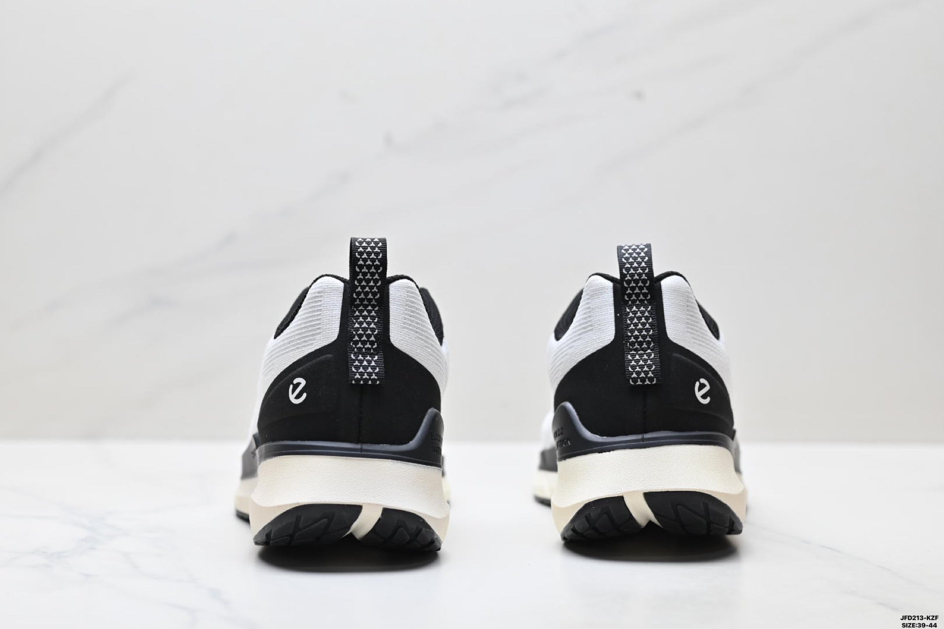 Ecco BIOM AEX sneakers: comfortable, stylish, shock-absorbing, and slip-resistant low-top casual shoes.