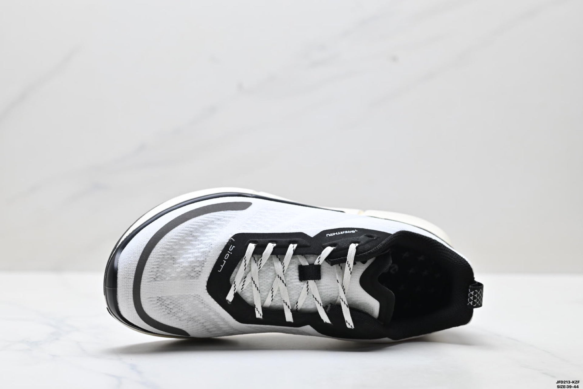 Ecco BIOM AEX sneakers: comfortable, stylish, shock-absorbing, and slip-resistant low-top casual shoes.