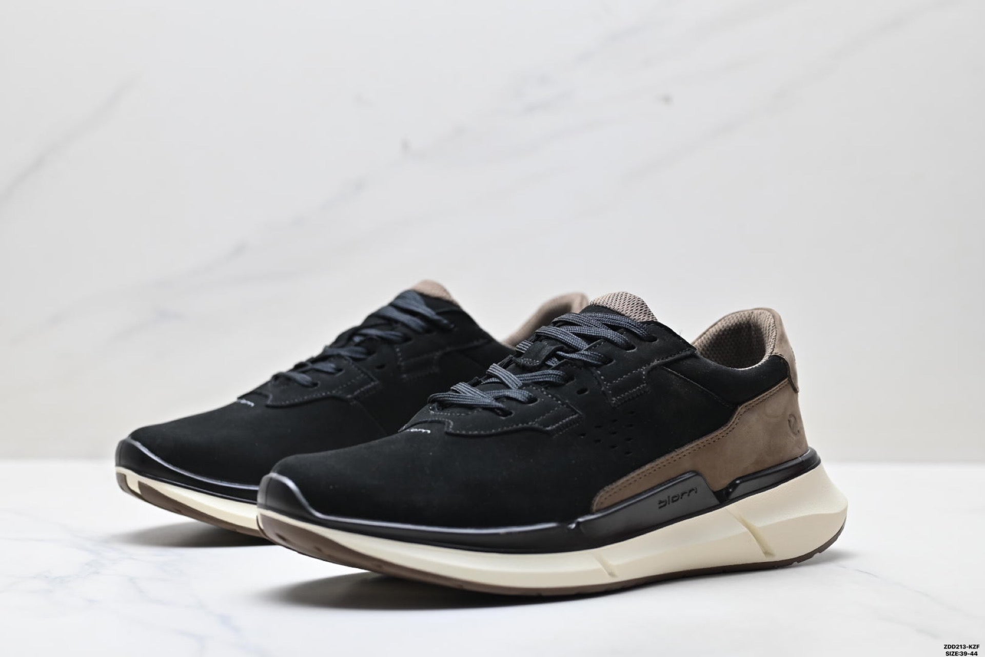 Ecco BIOM 2.2 BREATHRU Sneakers: Comfortable, Stylish, Shock-Absorbing, and Slip-Resistant Casual Shoes