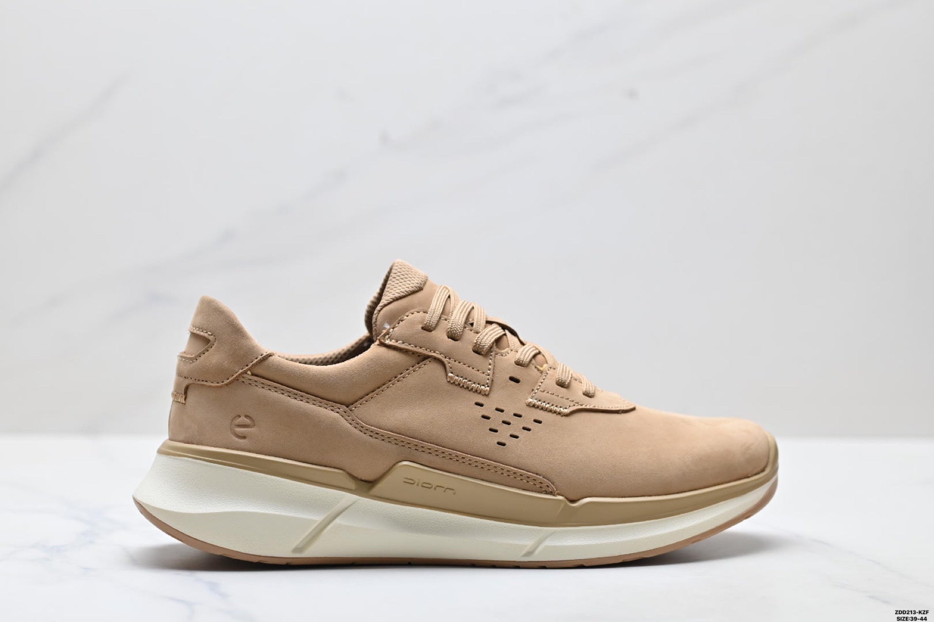Ecco BIOM 2.2 BREATHRU Running Shoes: Comfortable, Stylish, Shock-Absorbing, and Slip-Resistant Sports Shoes